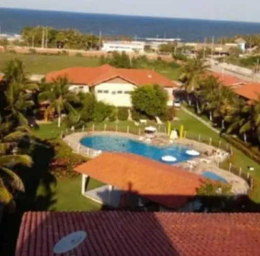 Ap por temporada com 2 quartos e uma suíte , excelente área de lazer, Praia do Futuro, condomínio Cartier-Fortaleza
